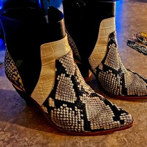 Gianni Bini Snake Metal Western Boot